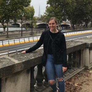 Meet your Posher, Anna